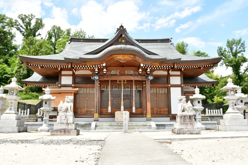 闘鶏野神社